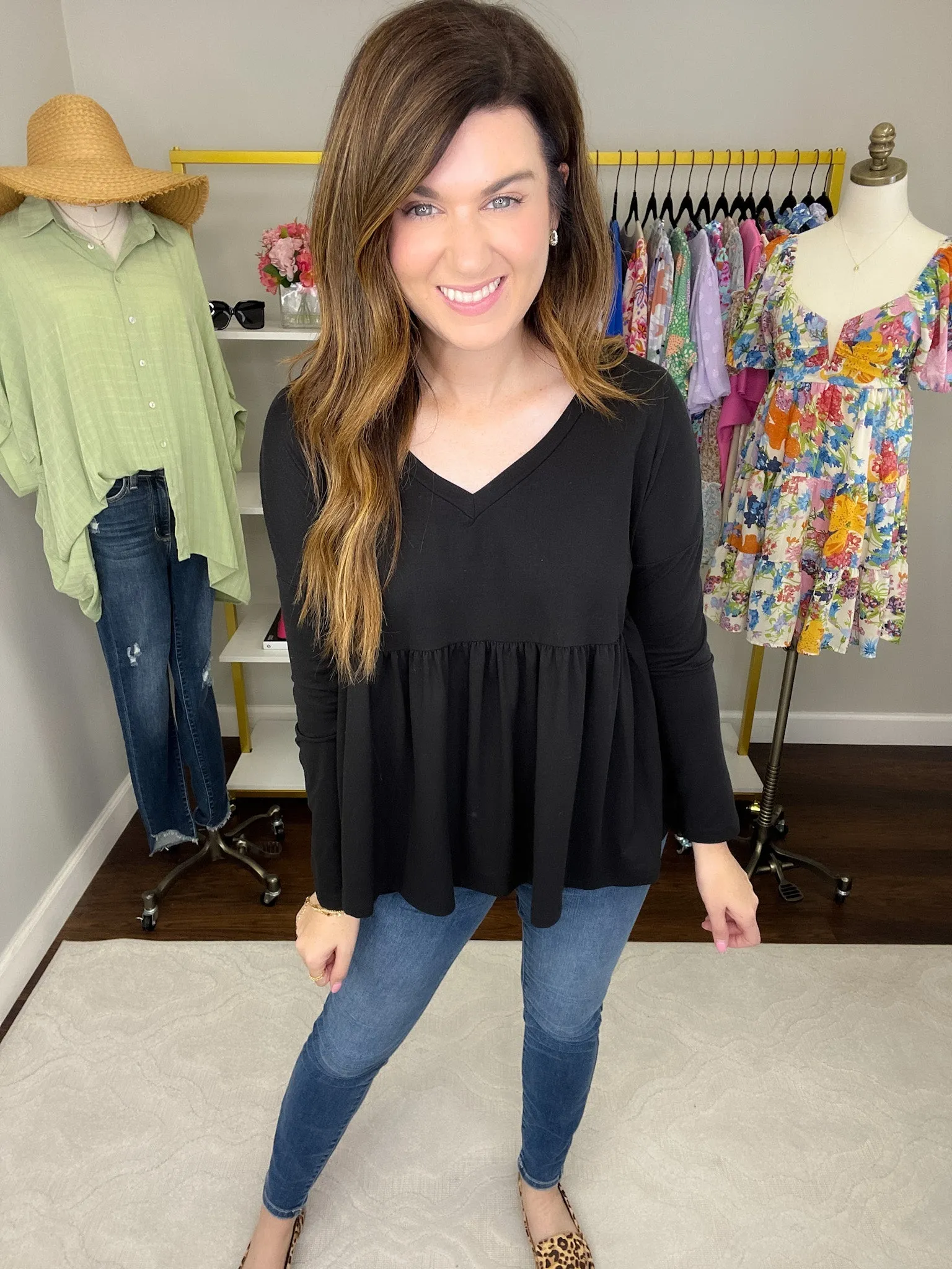 *BELLES & DOORBUSTER* Hughes V-Neck Peplum Top in Black