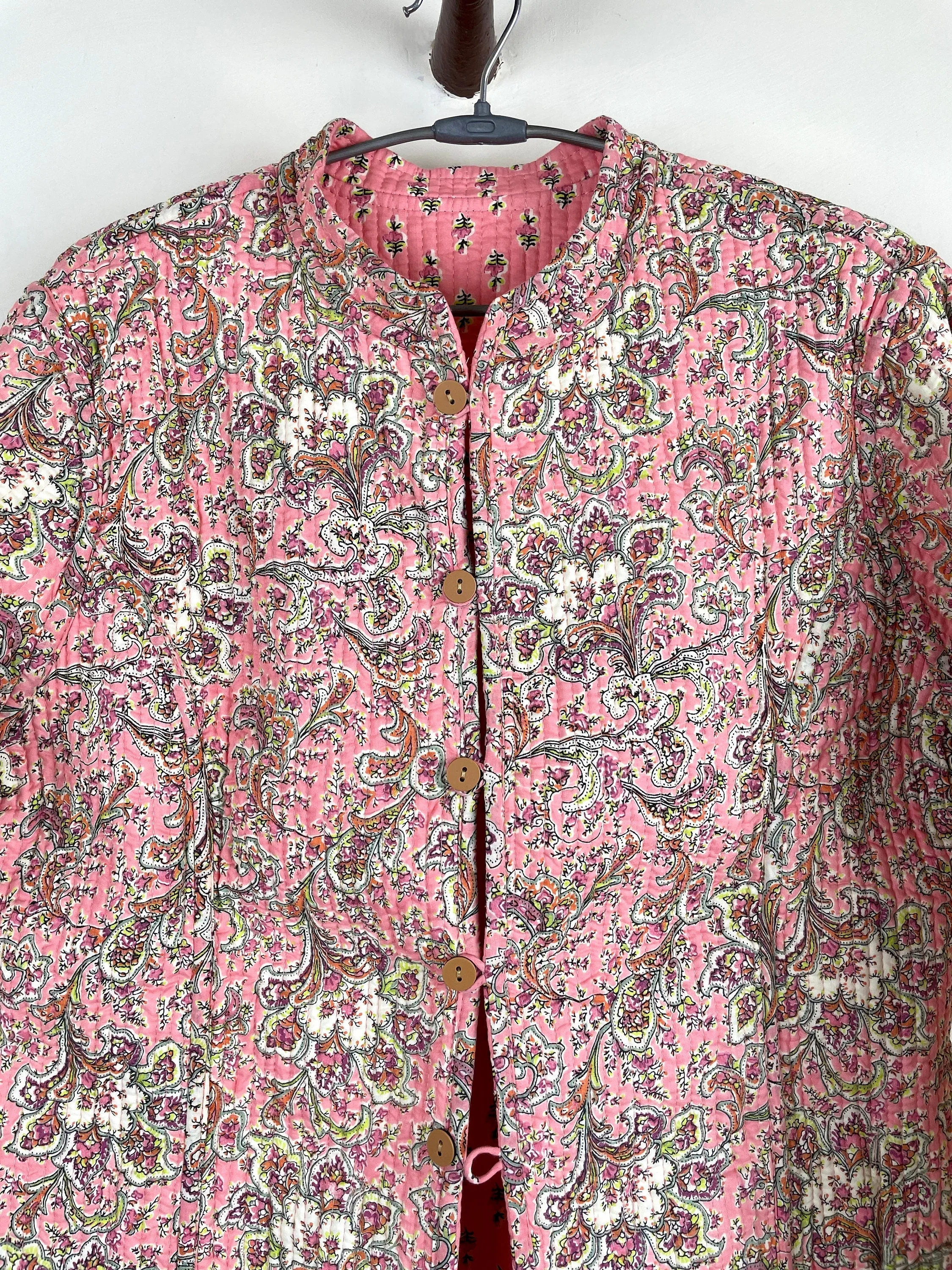 Indian Handmade Quilted Cotton Fabric Jacket Stylish Pink Floral Women's Coat, Reversible Waistcoat, Christmas Gift for Her