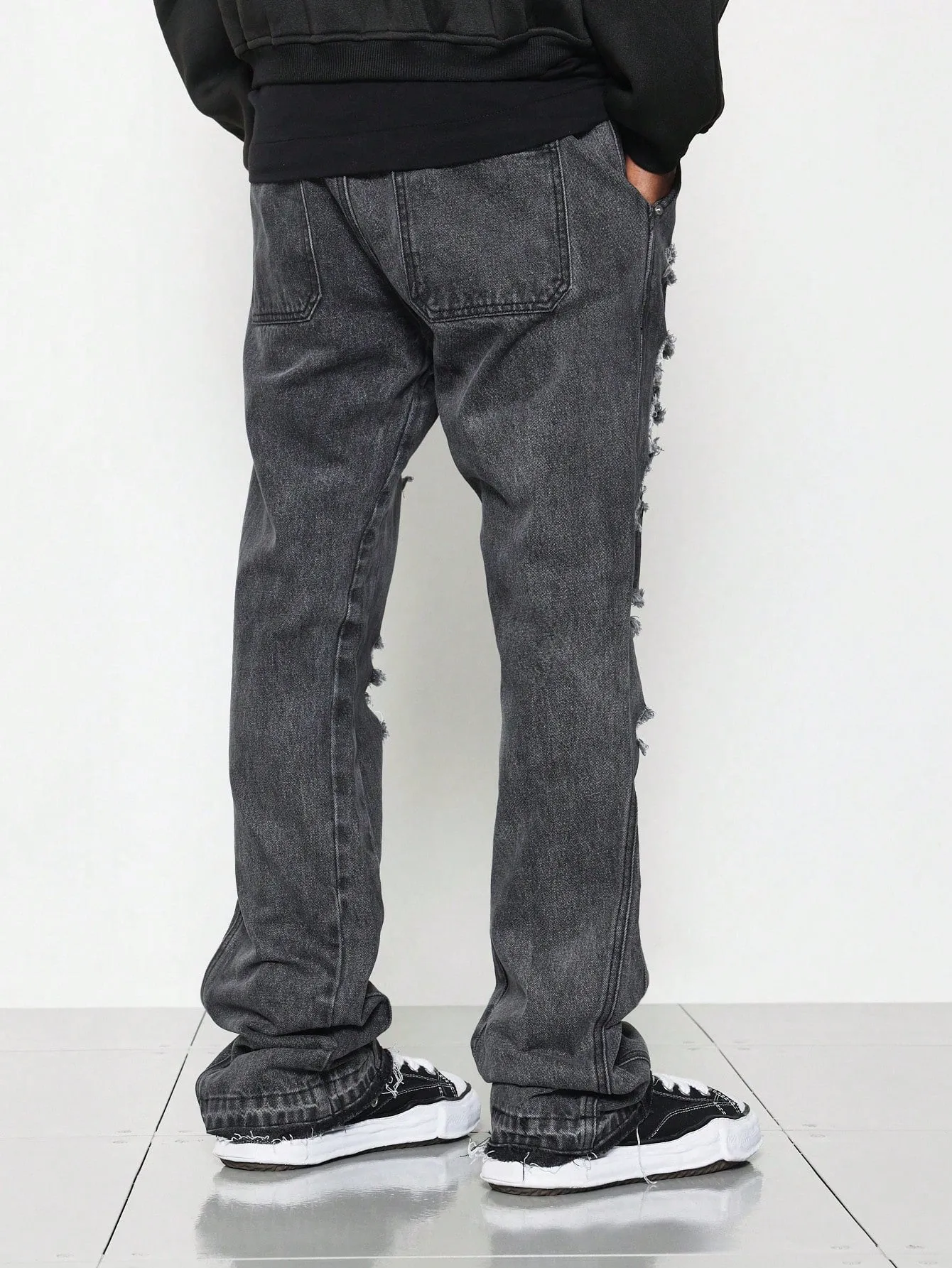 Regular Fit Washed Distressed Jean