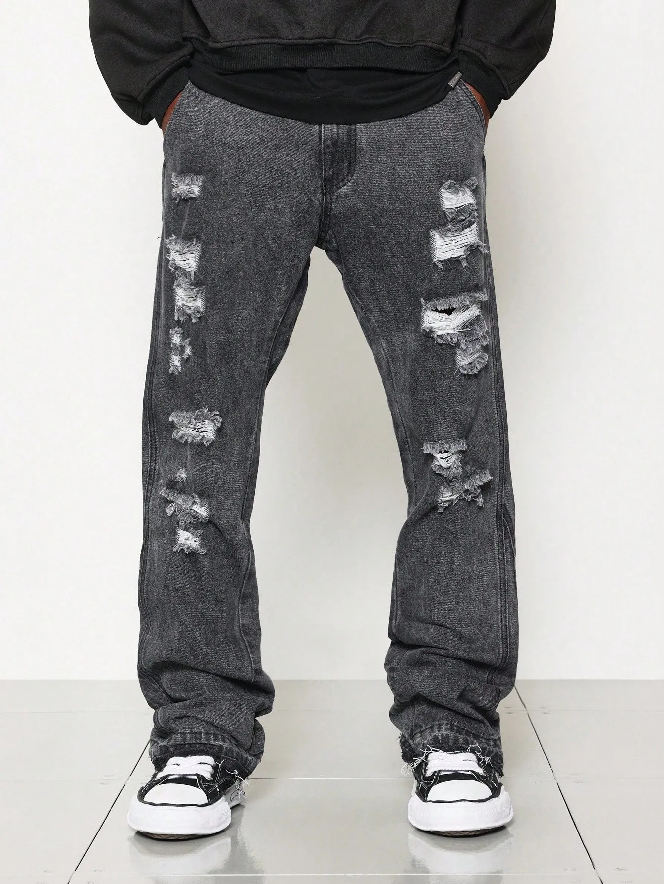 Regular Fit Washed Distressed Jean