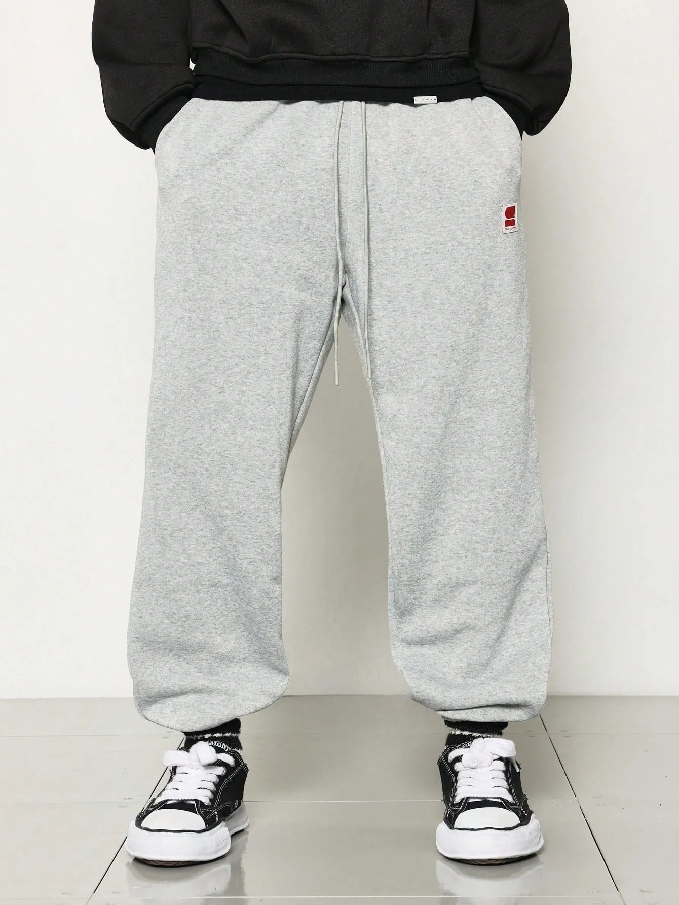 Straight Fit 90's Jogger