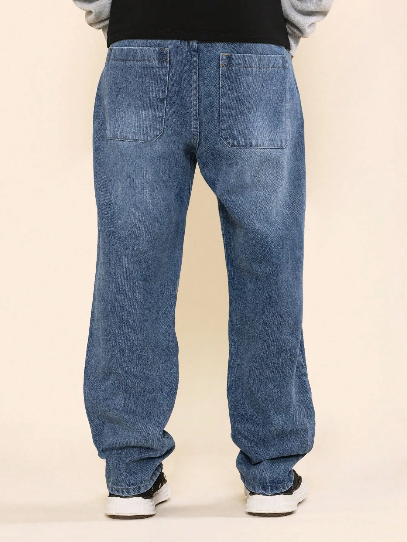 Straight Fit Jean With Applique